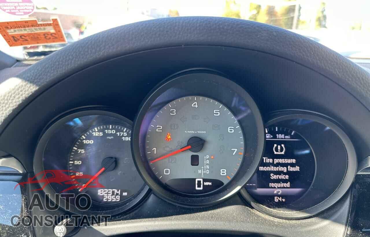 PORSCHE MACAN 2016 - WP1AB2A51GLB51795
