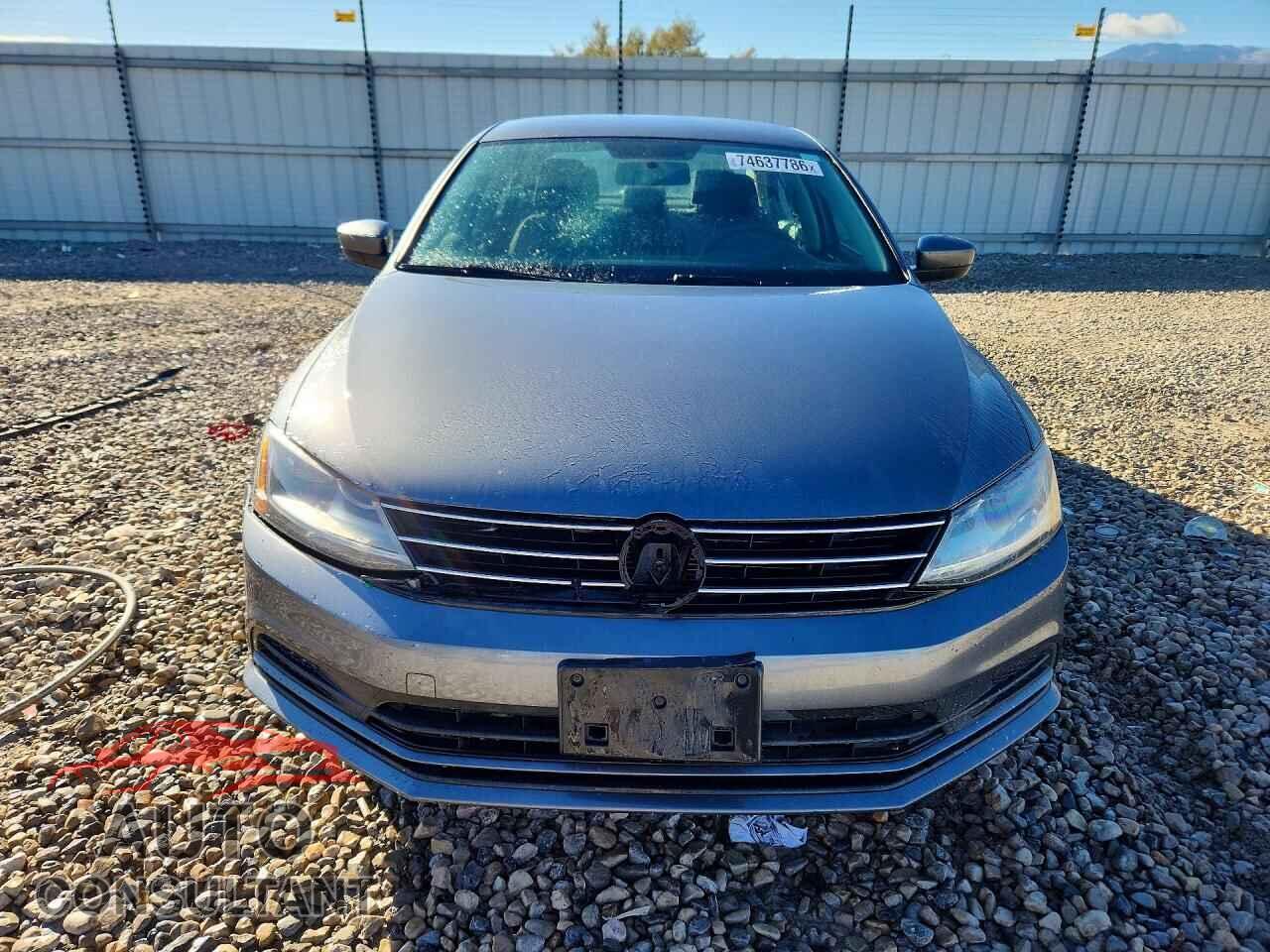 VOLKSWAGEN JETTA 2017 - 3VW2B7AJ7HM253020