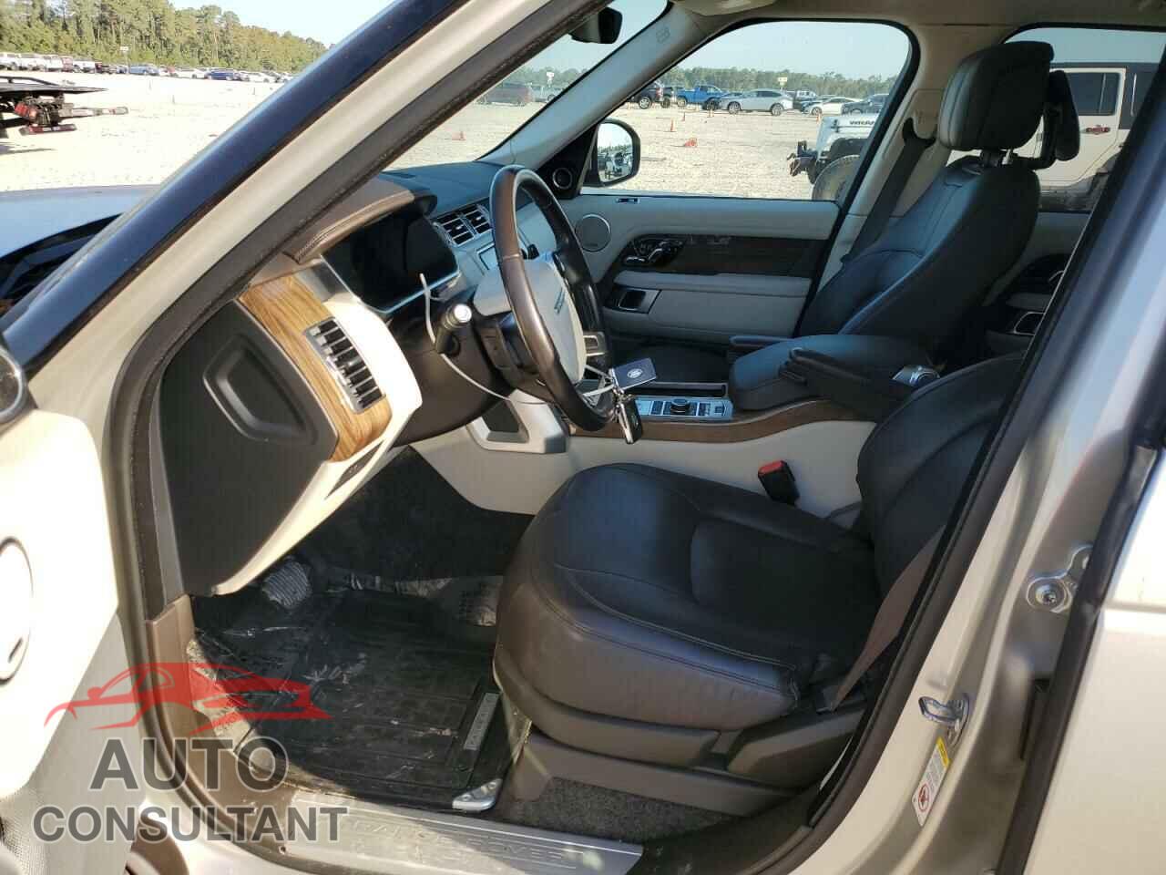 LAND ROVER RANGEROVER 2018 - SALGS2SV8JA386572