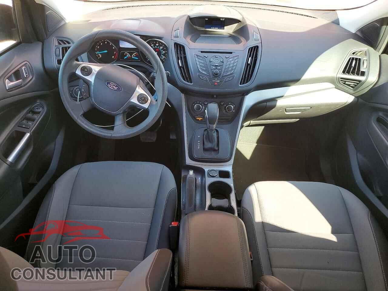 FORD ESCAPE 2015 - 1FMCU0G77FUB95662