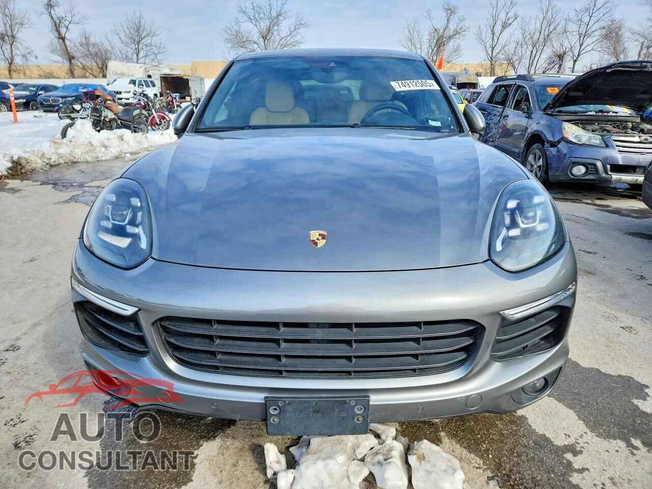 PORSCHE CAYENNE 2017 - WP1AA2A26HKA92064