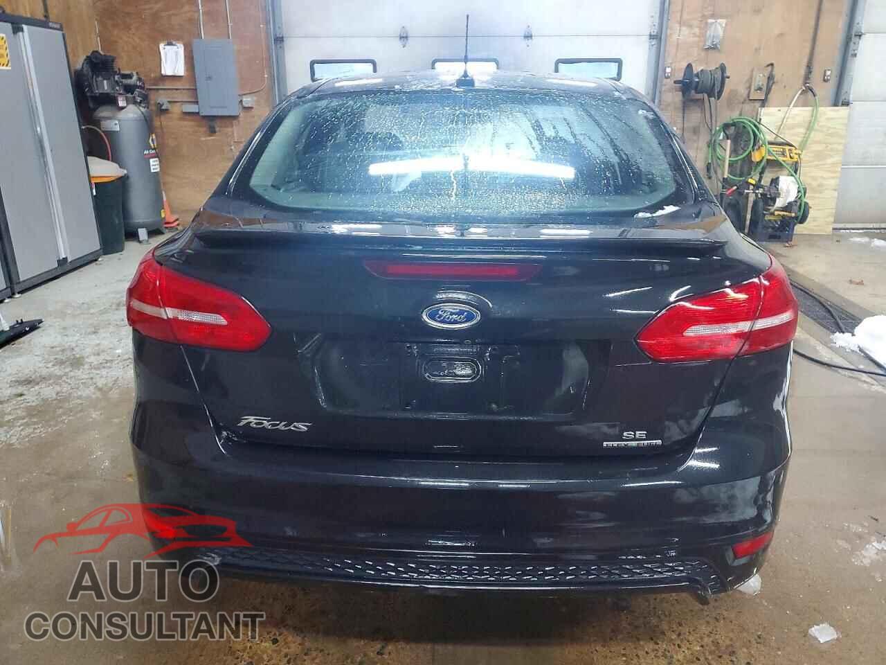 FORD FOCUS 2015 - 1FADP3F29FL340218
