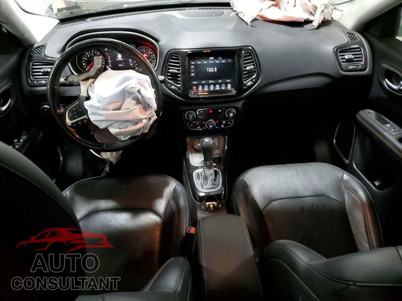 JEEP COMPASS 2020 - 3C4NJDCB7LT196131