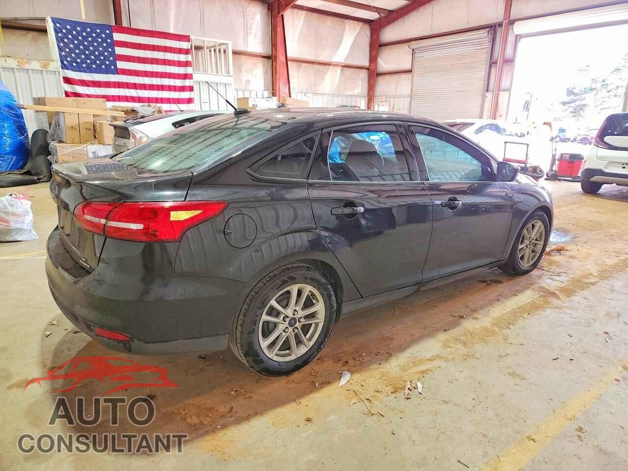 FORD FOCUS 2015 - 1FADP3F22FL280850