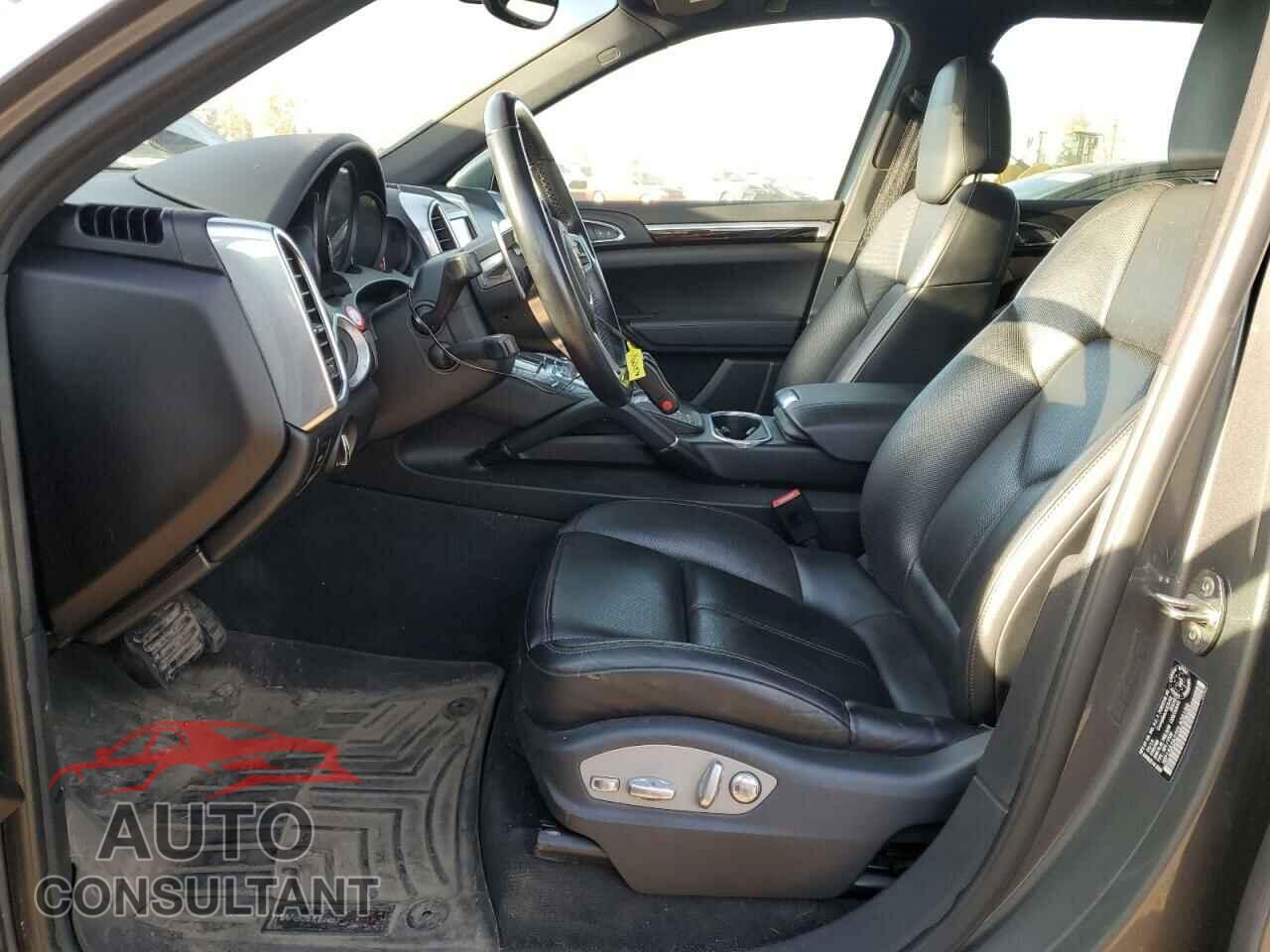 PORSCHE CAYENNE 2016 - WP1AA2A27GLA06169