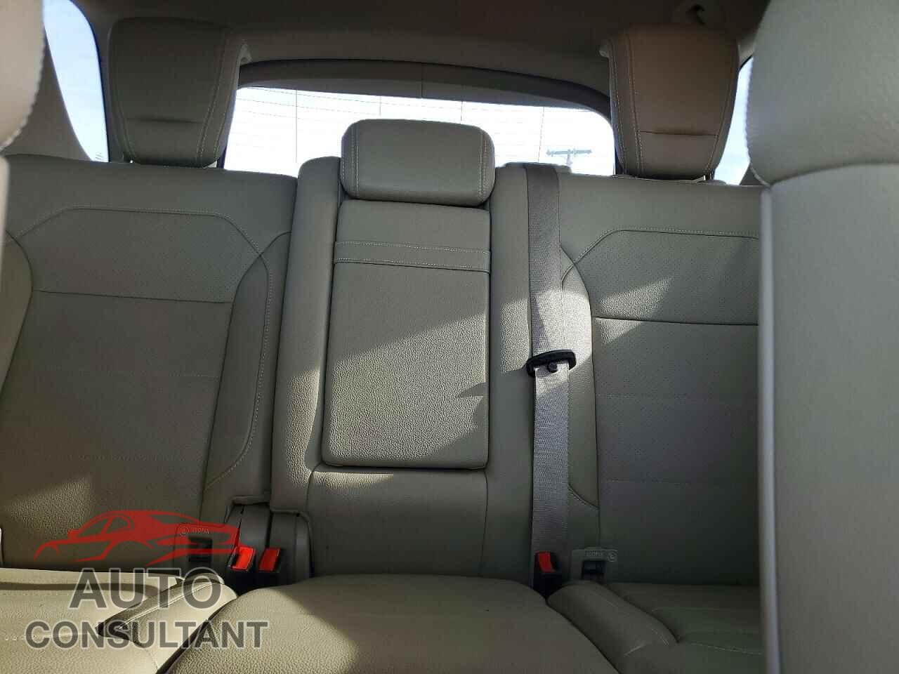 MERCEDES-BENZ M-CLASS 2013 - 4JGDA5JB9DA142015