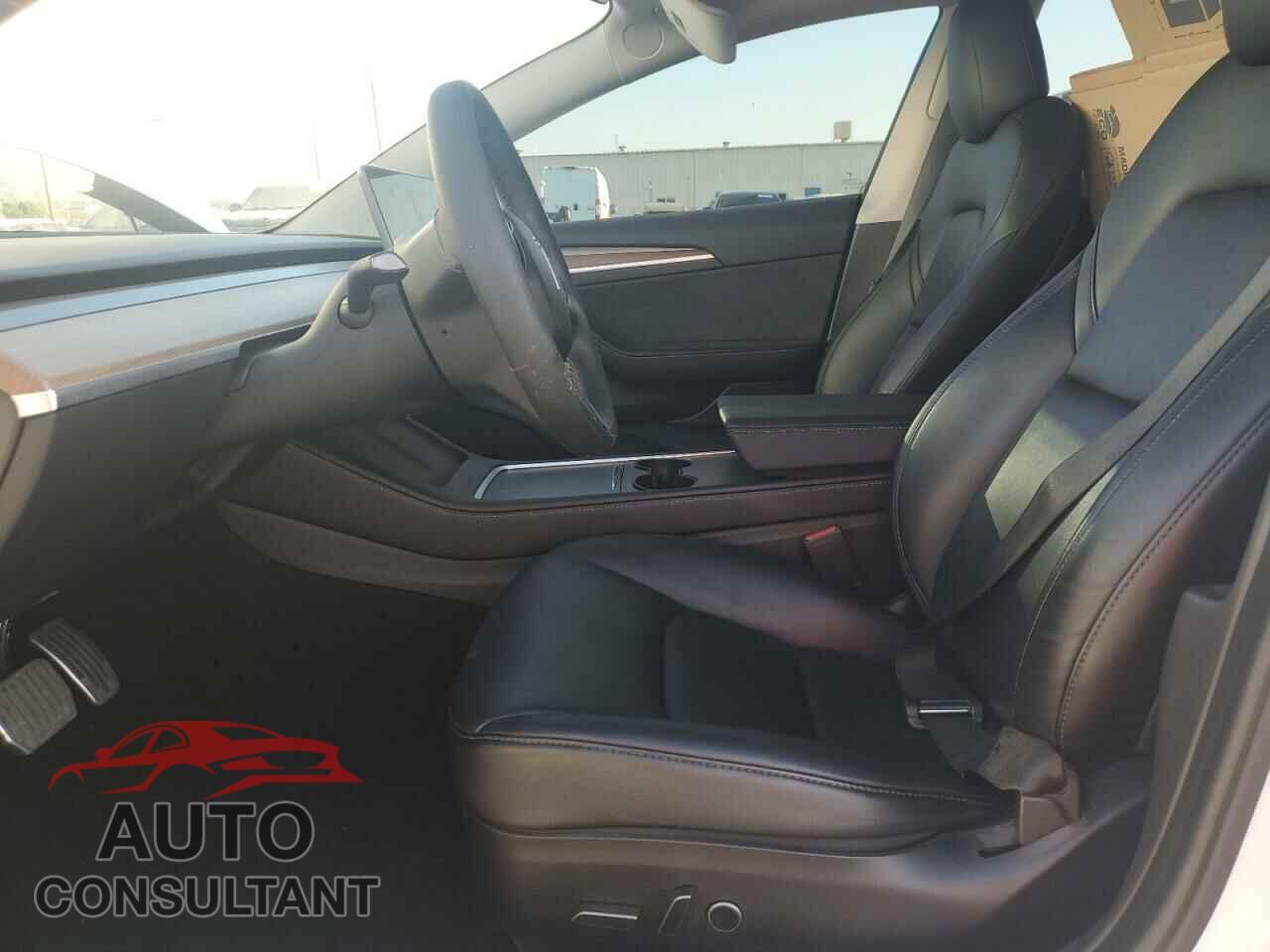 TESLA MODEL 3 2022 - 5YJ3E1EA6NF194709