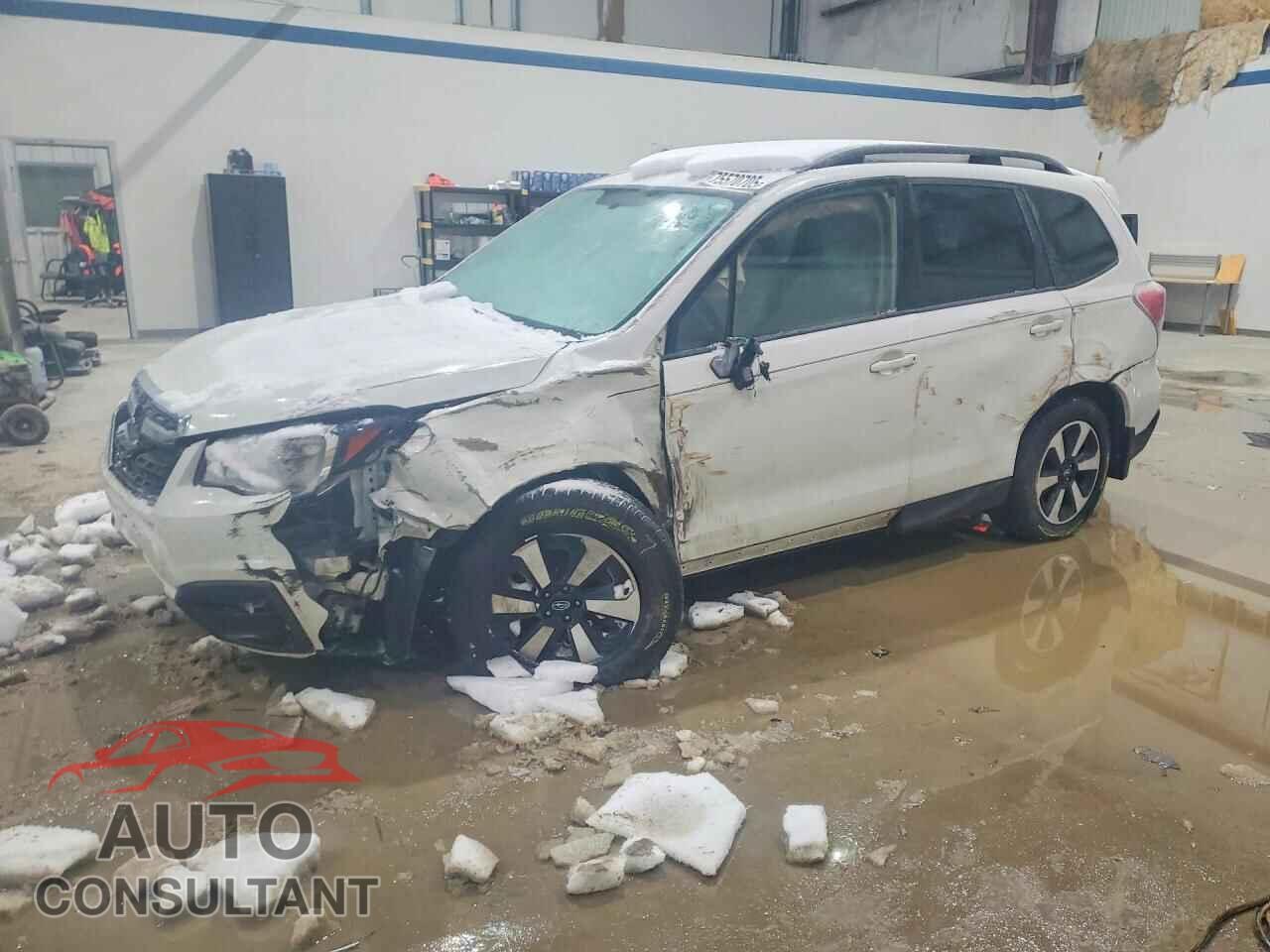 SUBARU FORESTER 2018 - JF2SJAEC1JH450243