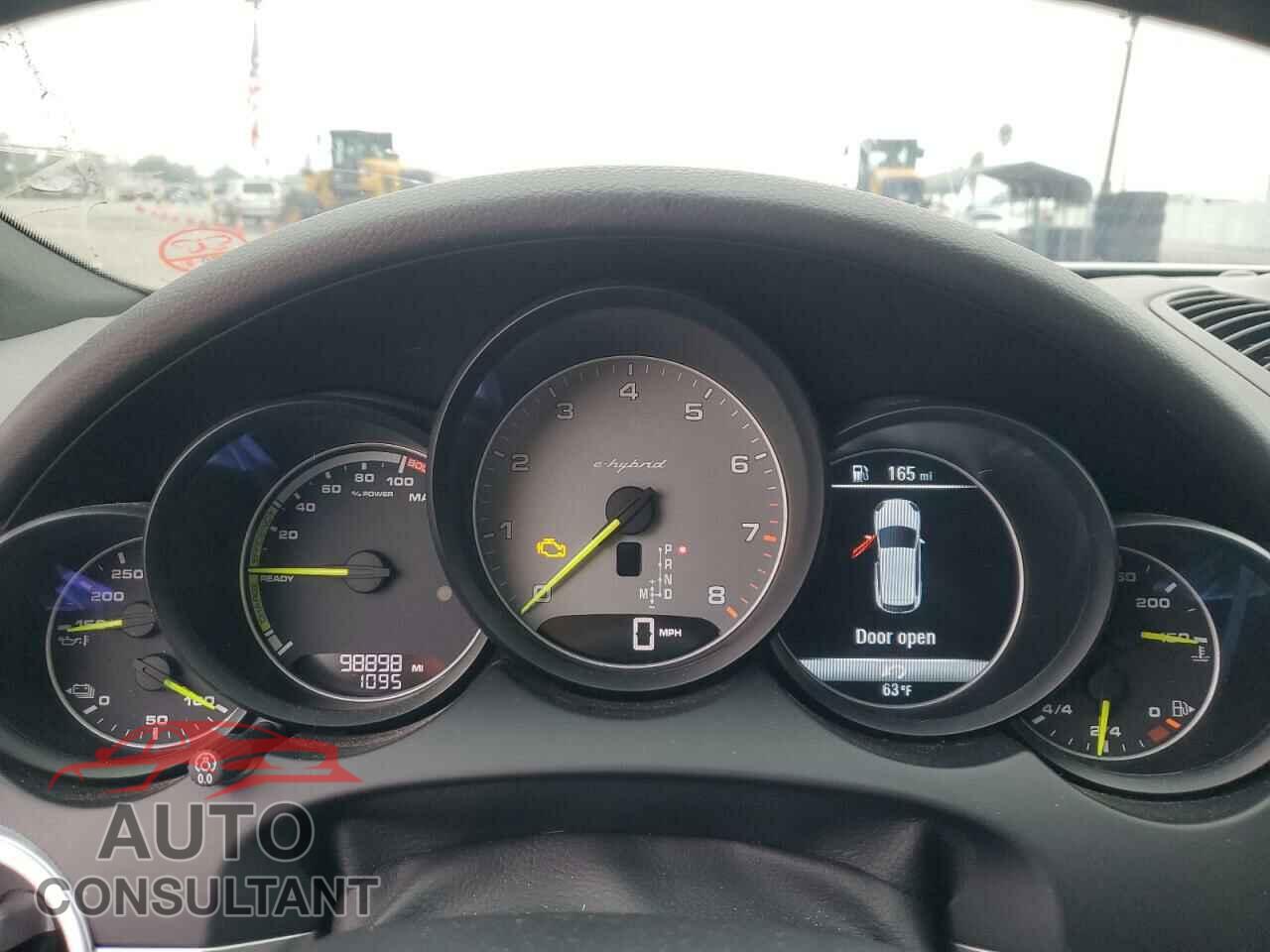 PORSCHE CAYENNE 2017 - WP1AE2A2XHLA75671