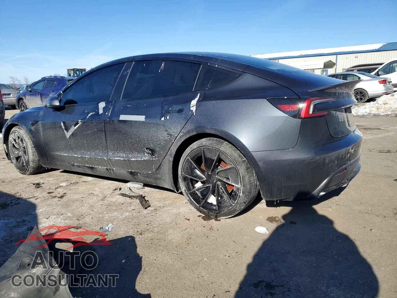TESLA MODEL 3 2024 - 5YJ3E1ET4RF826937