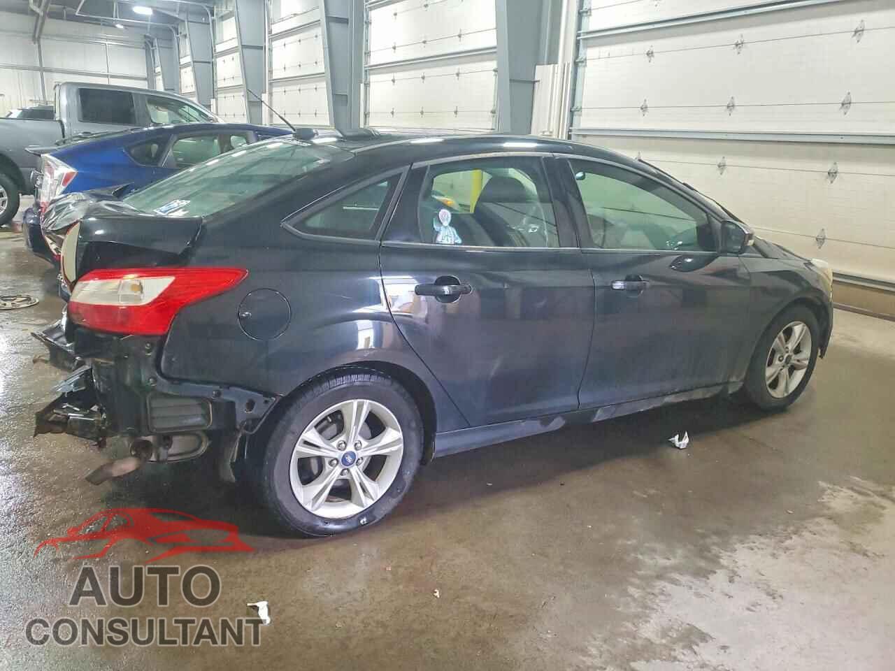 FORD FOCUS 2014 - 1FADP3F2XEL437443