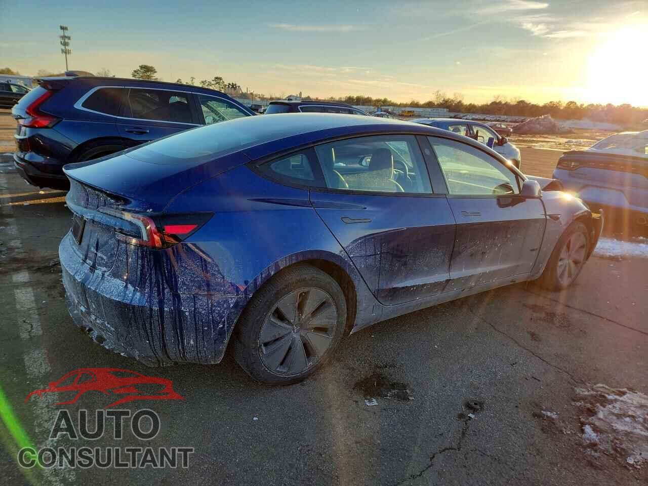 TESLA MODEL 3 2024 - 5YJ3E1EB3RF795848