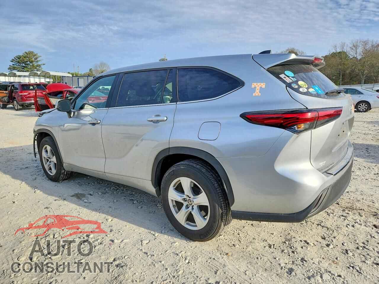 TOYOTA HIGHLANDER 2023 - 5TDKDRAH8PS047421