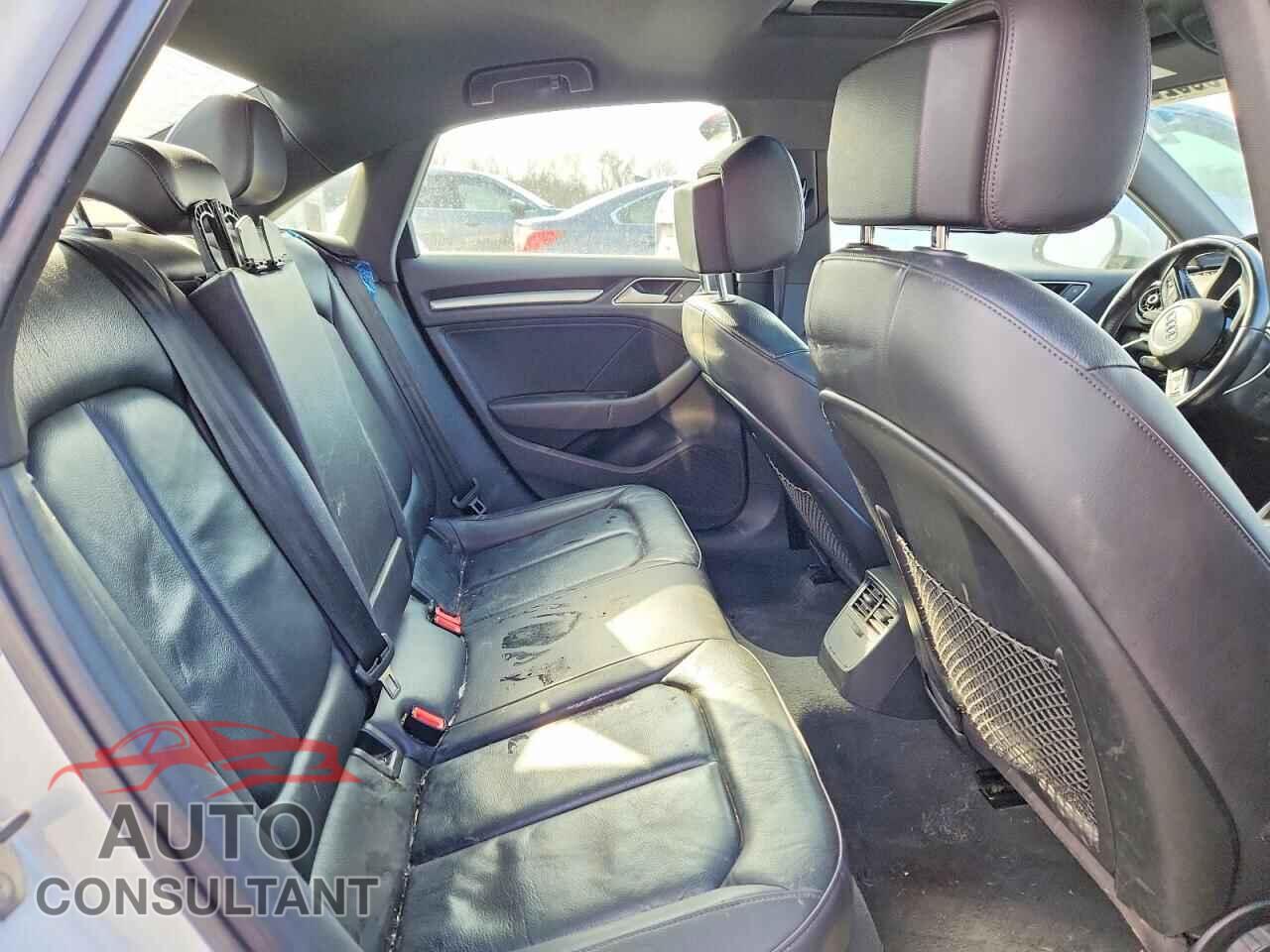 AUDI A3 2017 - WAUB8GFF3H1053073