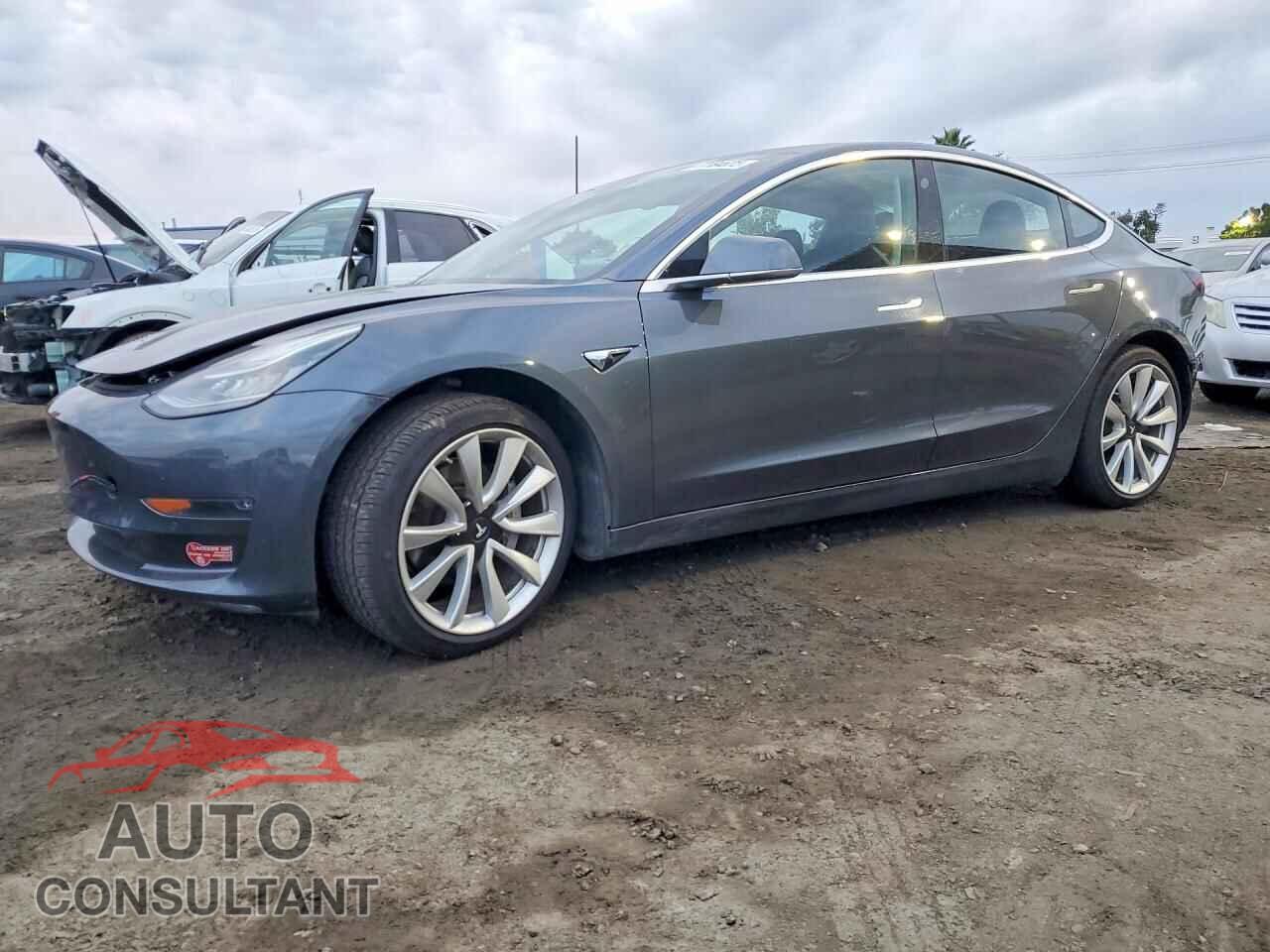 TESLA MODEL 3 2018 - 5YJ3E1EA7JF046496