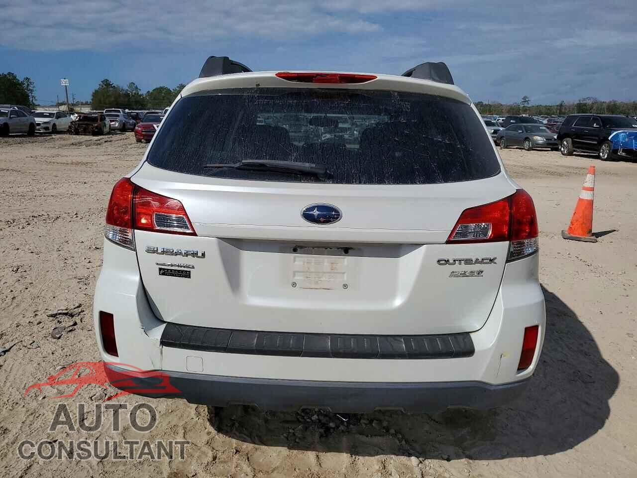 SUBARU OUTBACK 2011 - 4S4BRBCC2B3331742