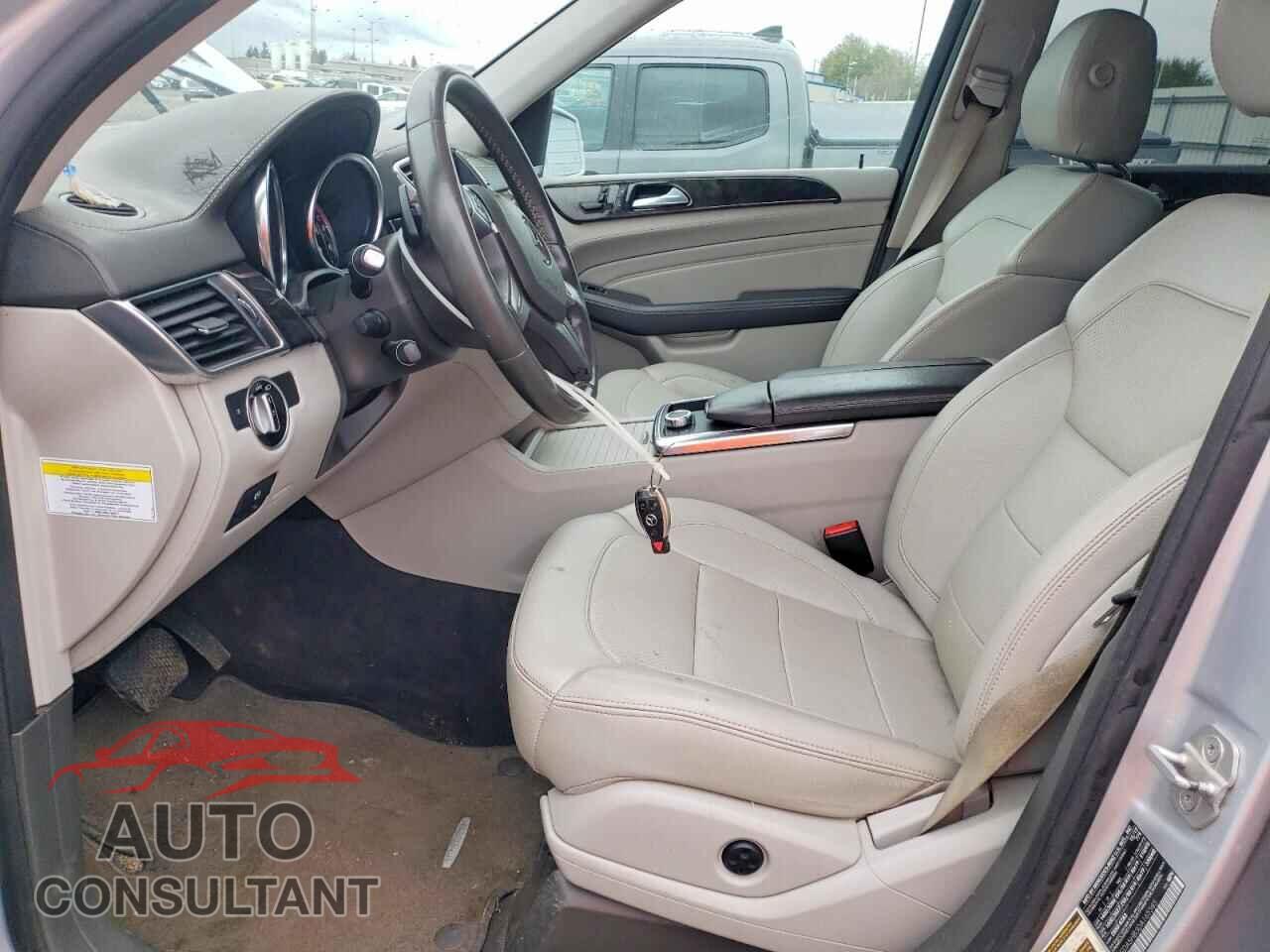 MERCEDES-BENZ M-CLASS 2013 - 4JGDA5HB3DA165585