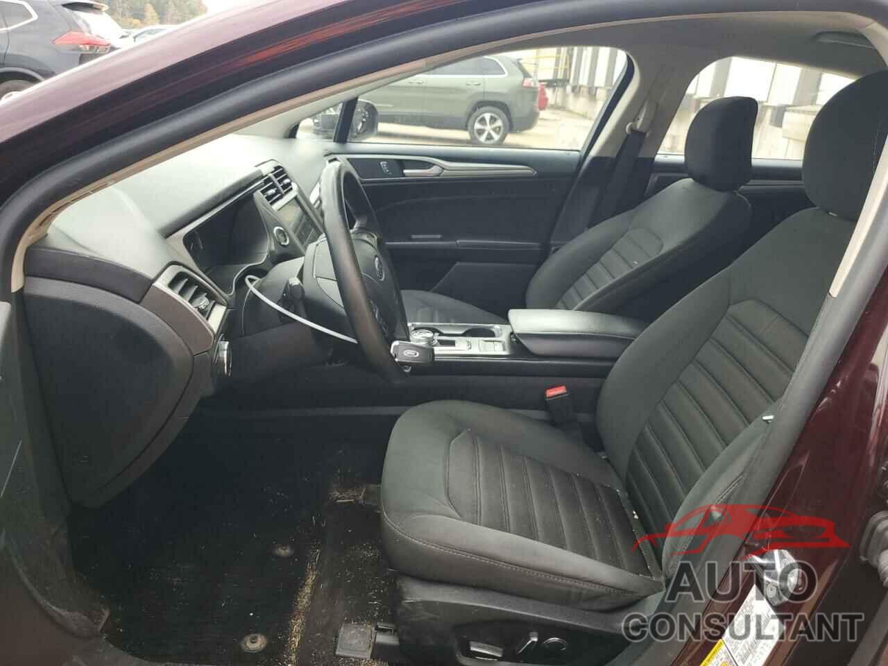 FORD FUSION 2018 - 3FA6P0H77JR166109