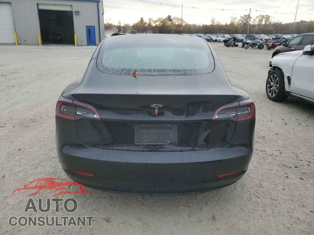 TESLA MODEL 3 2023 - 5YJ3E1EA5PF564518