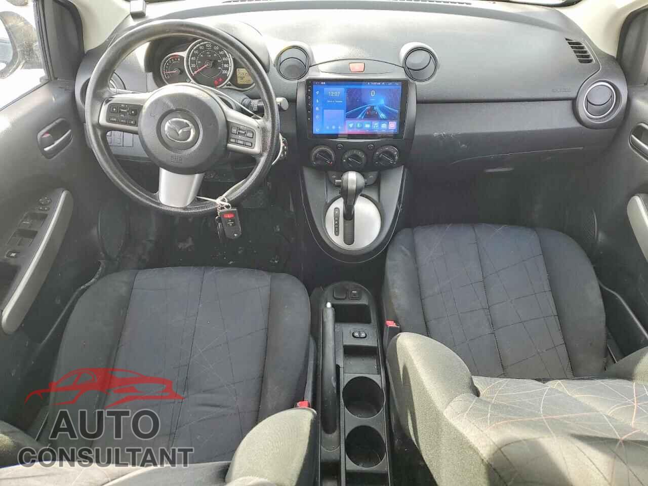 MAZDA 2 2013 - JM1DE1KYXD0153406