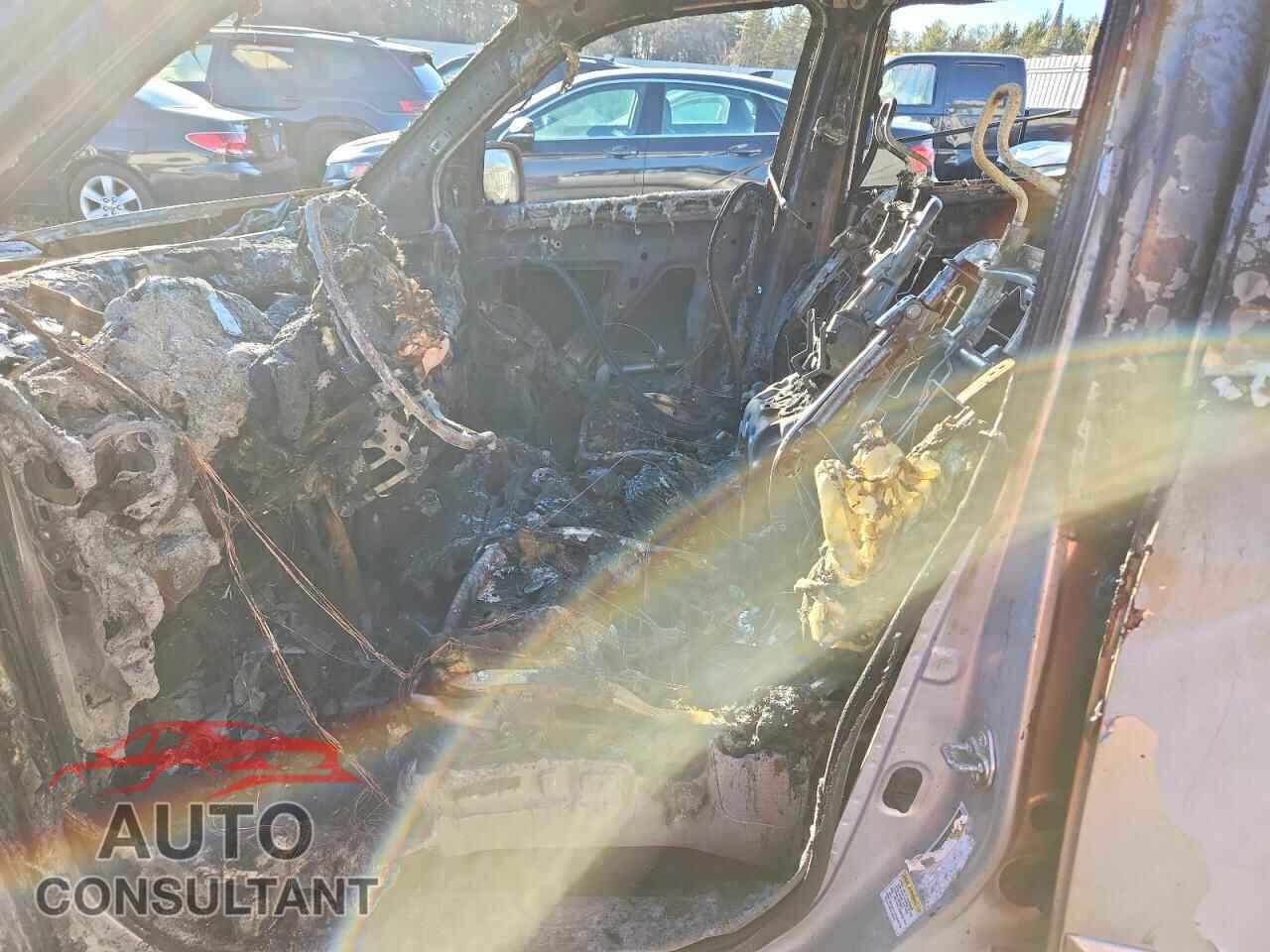 HONDA PILOT 2015 - 5FNYF4H46FB048502