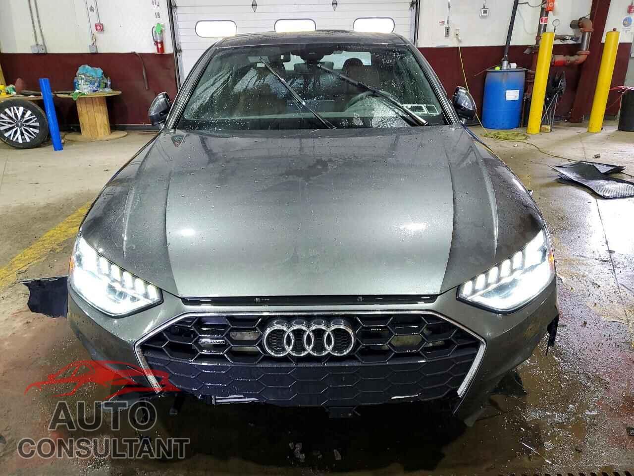 AUDI A4 2024 - WAUDAAF43RN007598