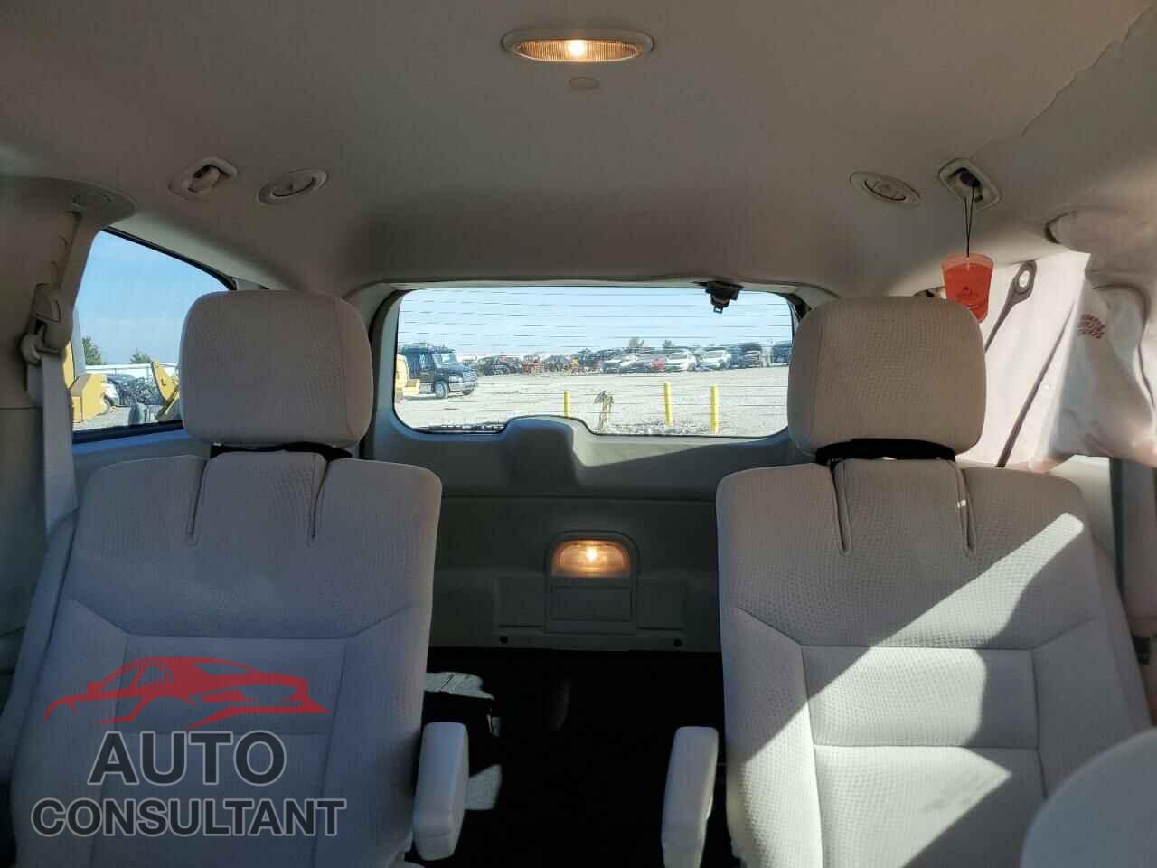 DODGE CARAVAN 2015 - 2C4RDGCG7FR524970