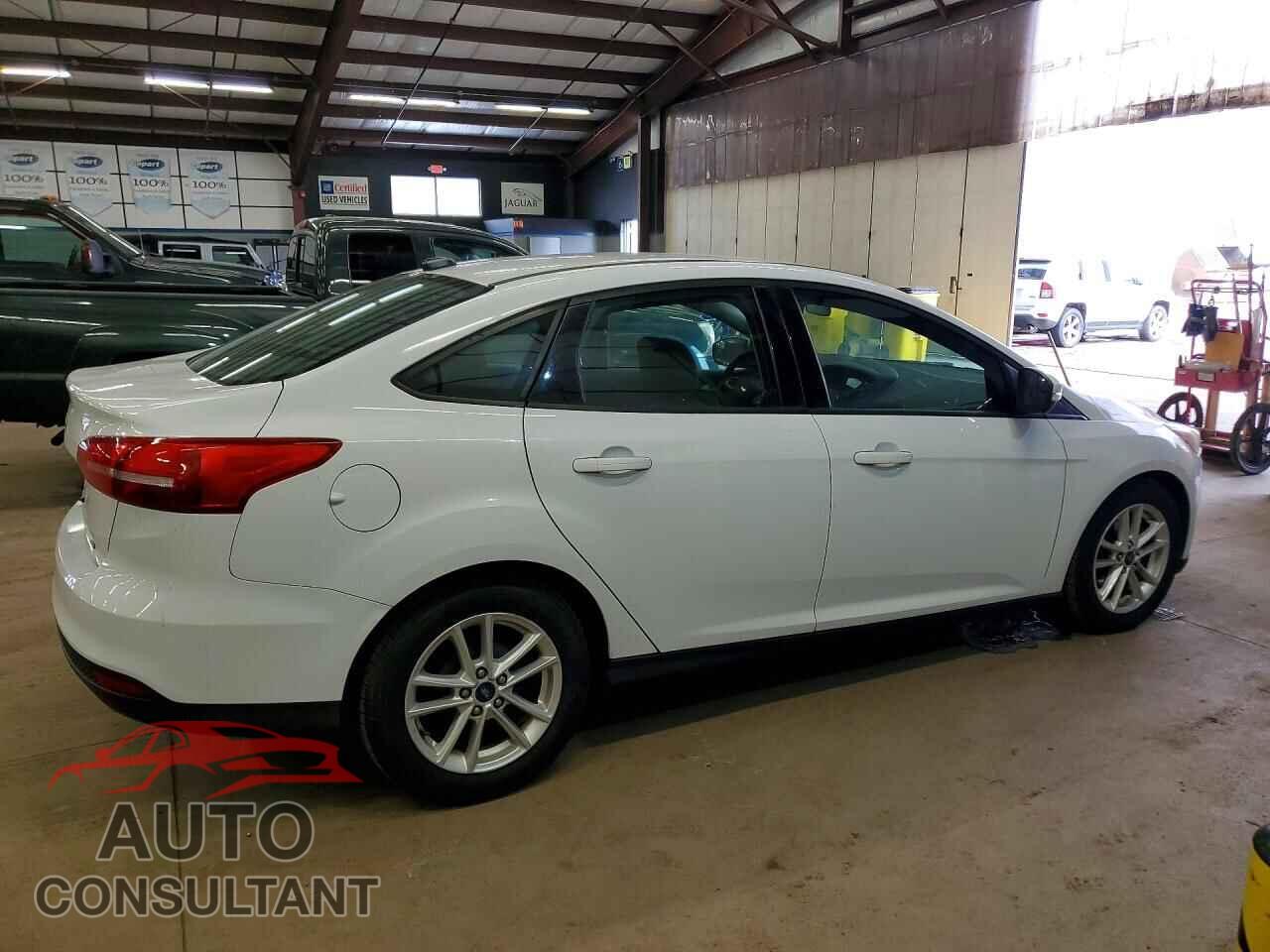 FORD FOCUS 2017 - 1FADP3F22HL216830