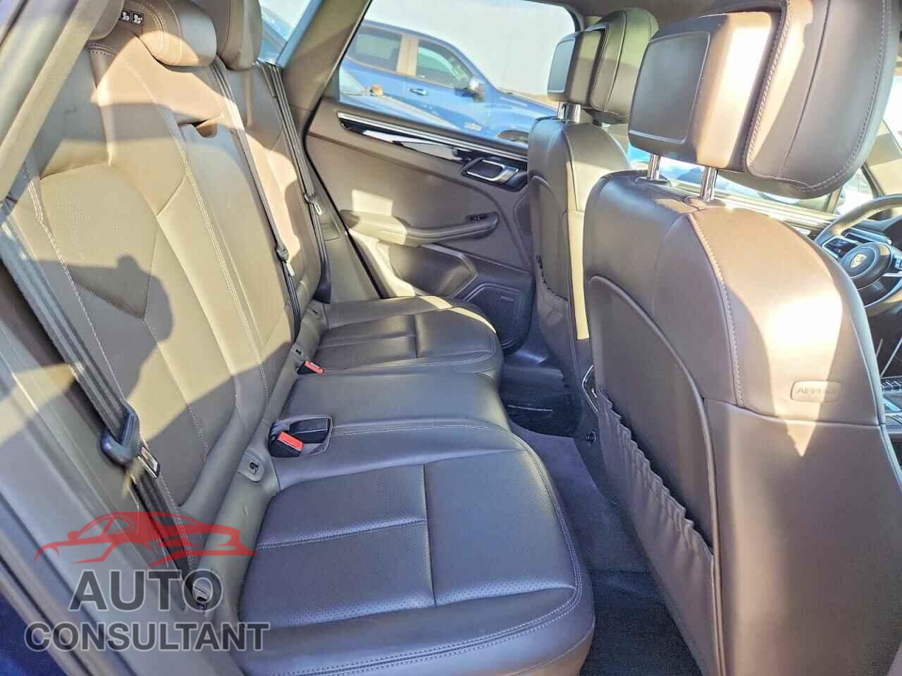 PORSCHE MACAN 2016 - WP1AB2A55GLB54246