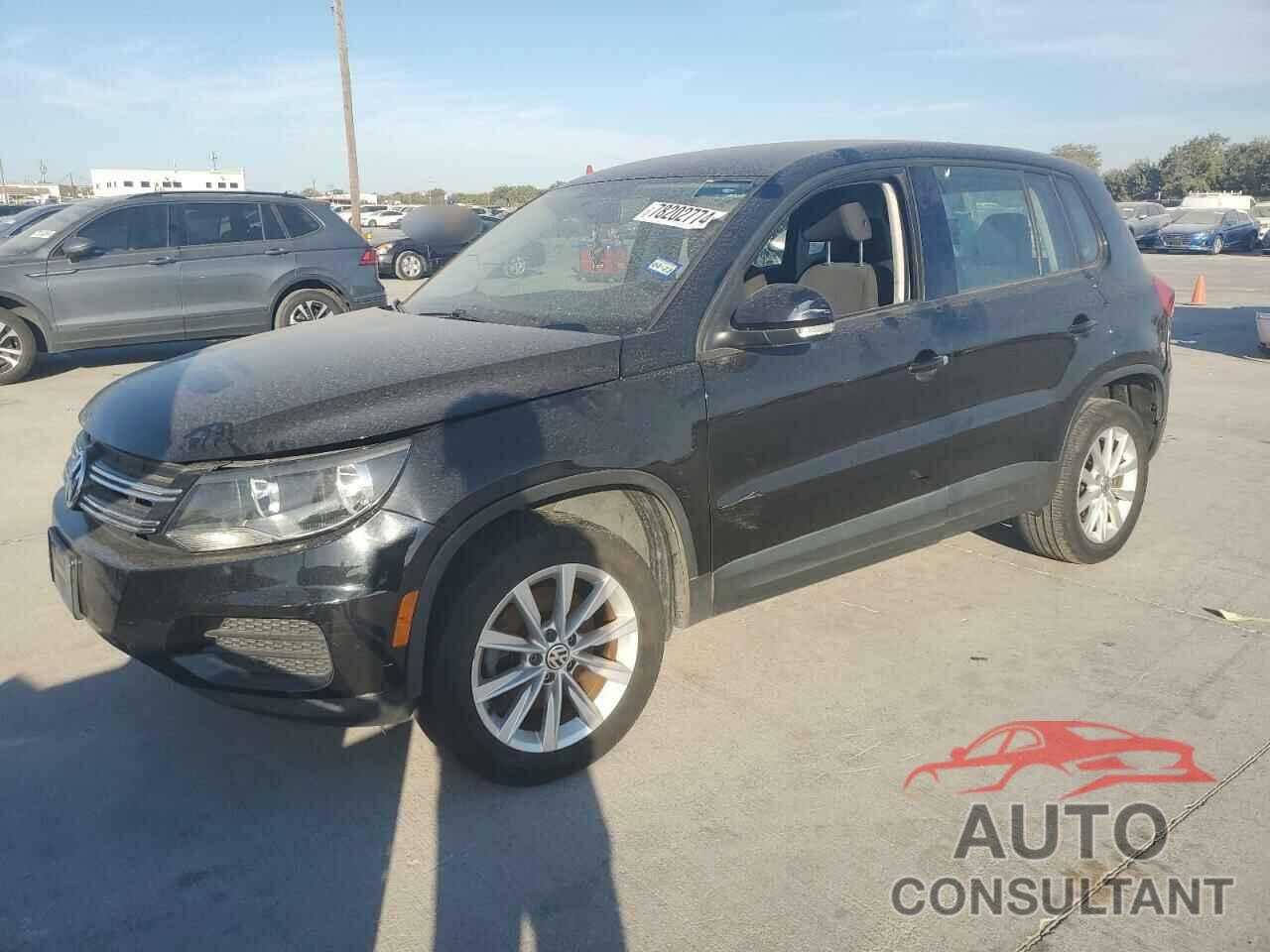 VOLKSWAGEN TIGUAN 2017 - WVGAV7AX1HK051626