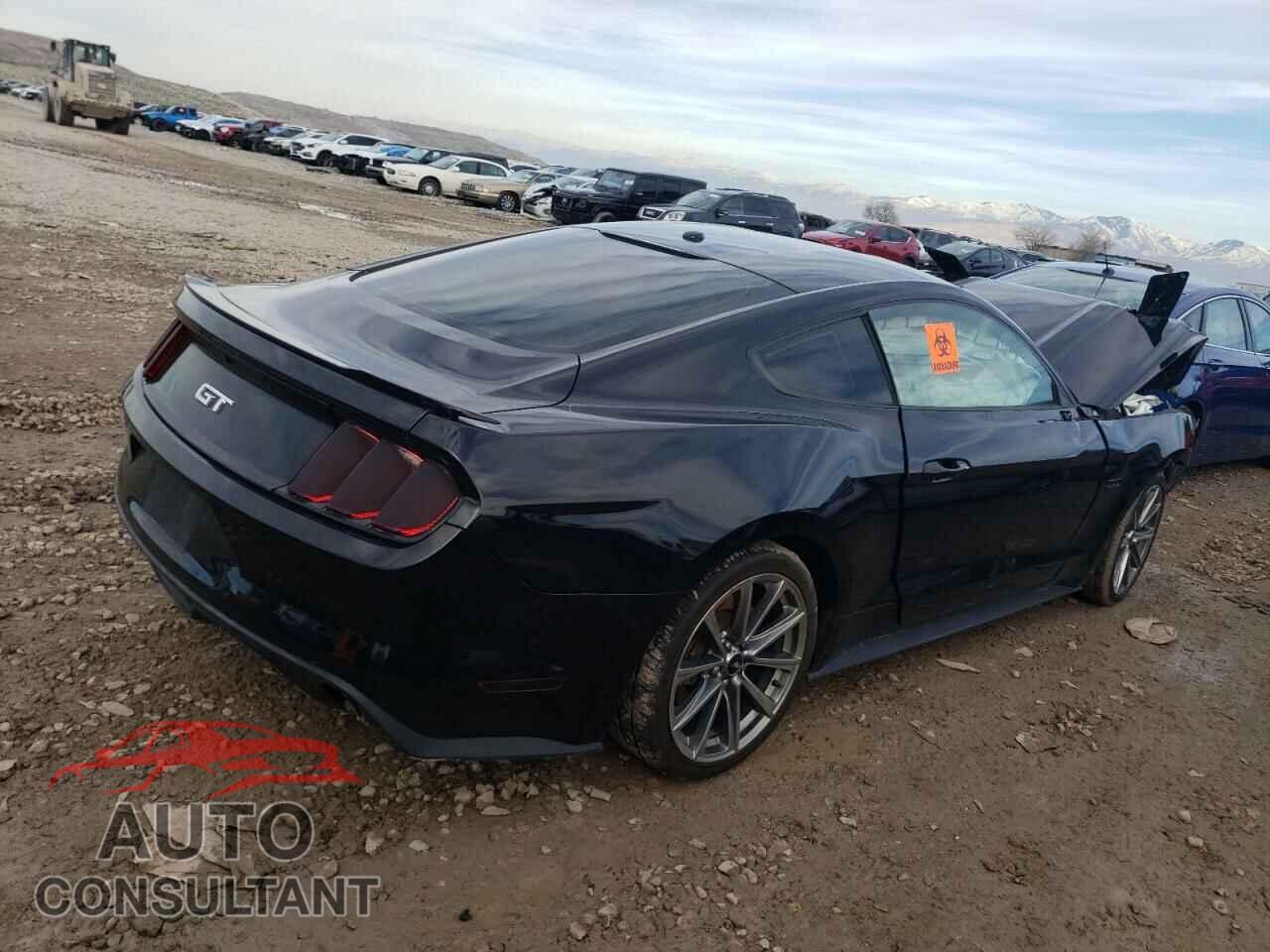 FORD MUSTANG 2015 - 1FA6P8CF3F5418574