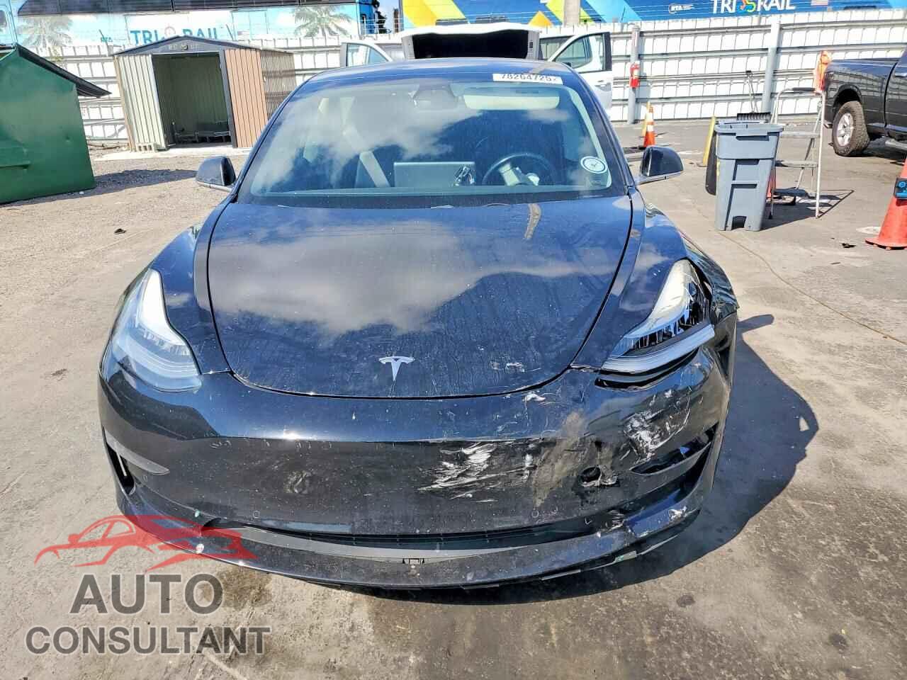 TESLA MODEL 3 2018 - 5YJ3E1EA0JF176233