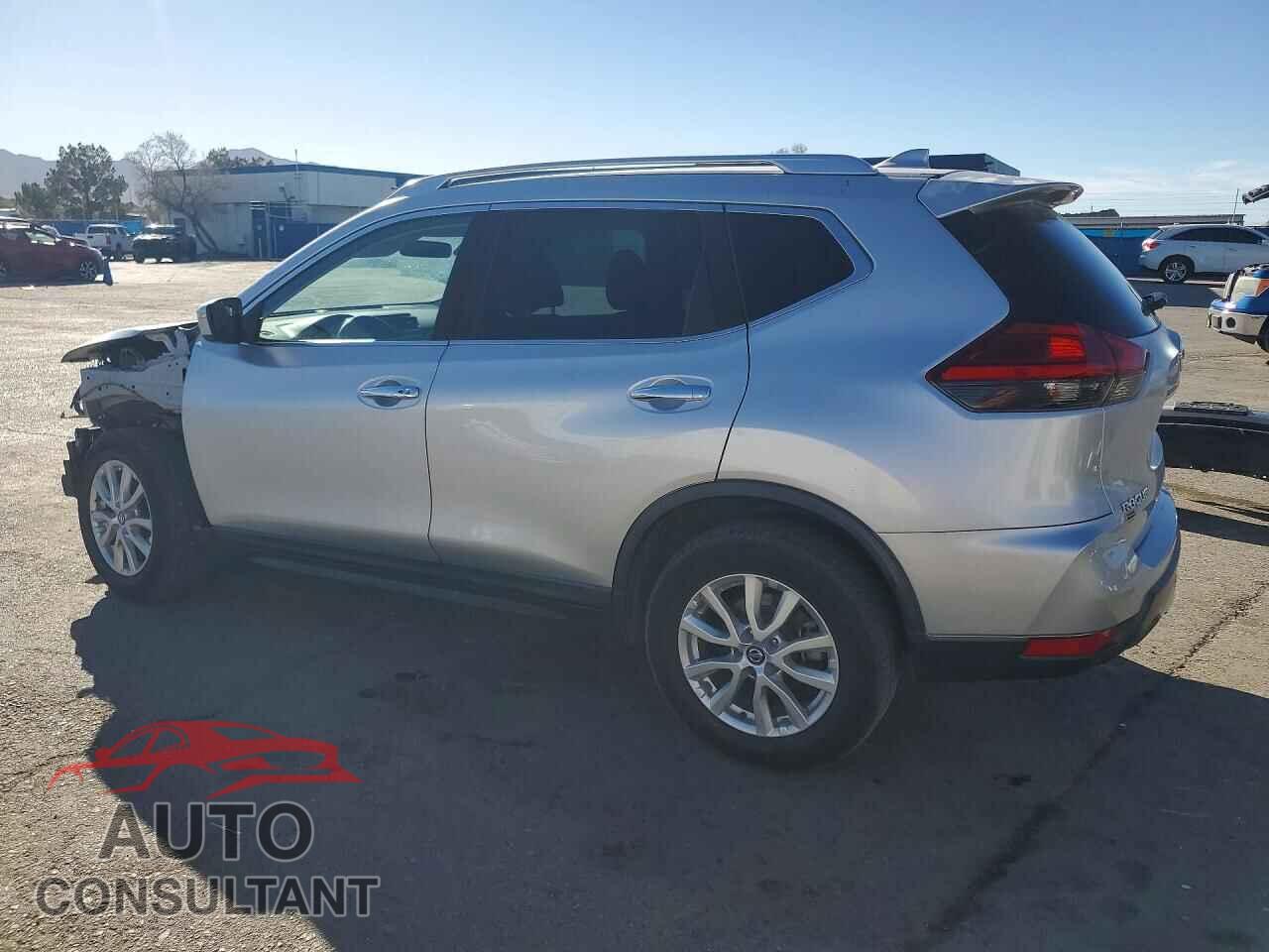 NISSAN ROGUE 2017 - KNMAT2MT7HP616244