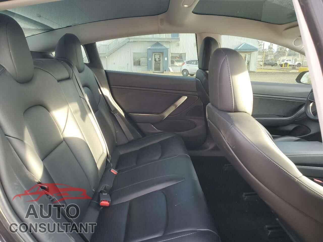 TESLA MODEL 3 2019 - 5YJ3E1EA6KF326802