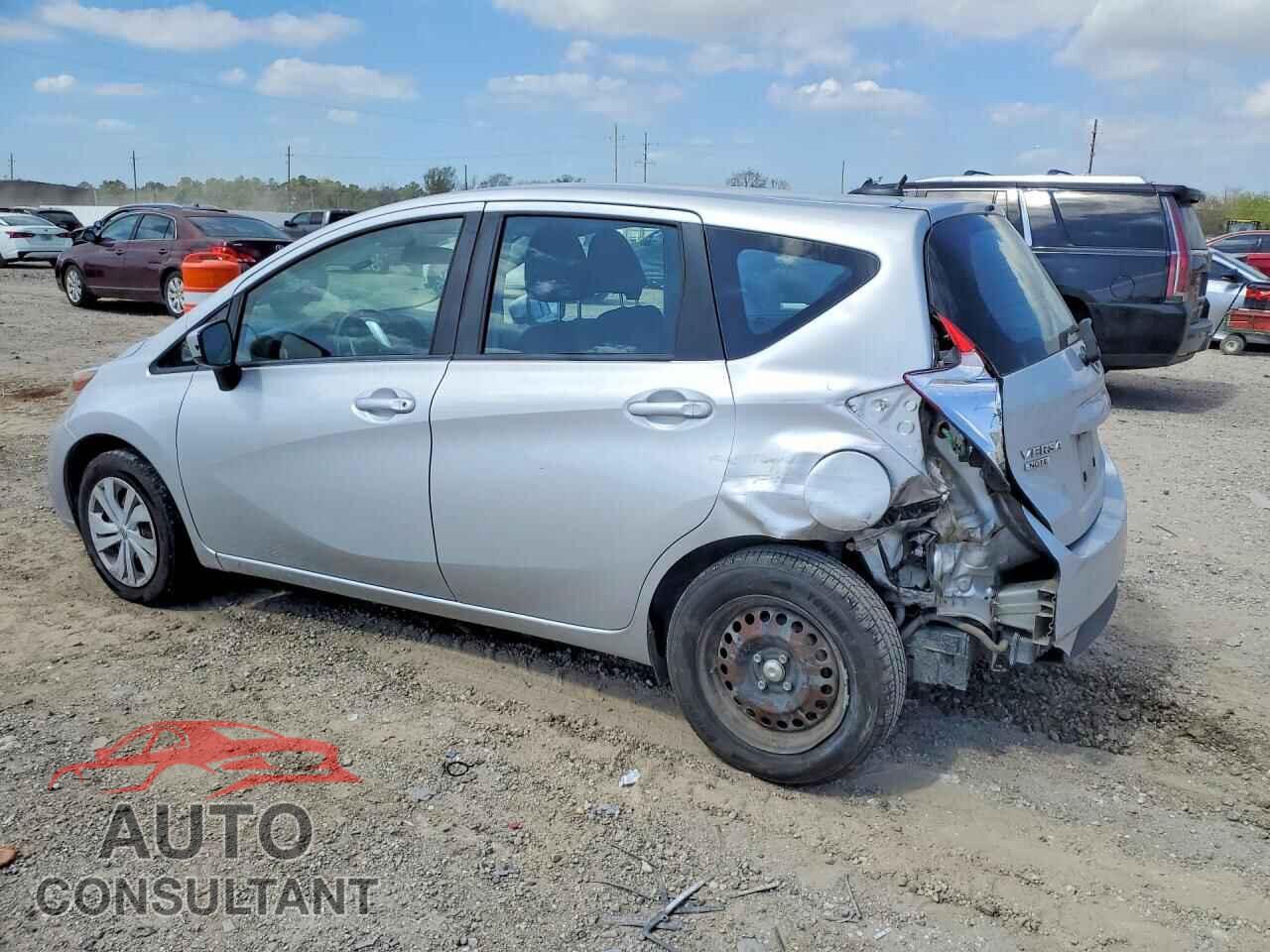NISSAN VERSA NOTE 2017 - 3N1CE2CP9HL361814