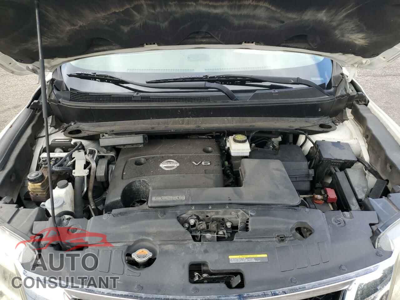 NISSAN PATHFINDER 2014 - 5N1AR2MN9EC641046