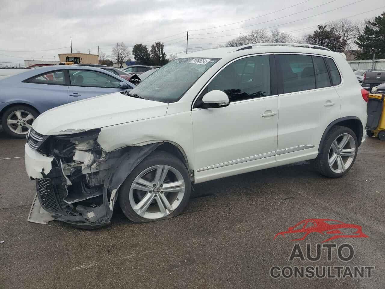 VOLKSWAGEN TIGUAN 2016 - WVGAV7AX5GW603538