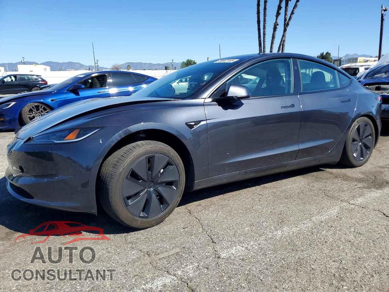 TESLA MODEL 3 2024 - 5YJ3E1EA7RF746840