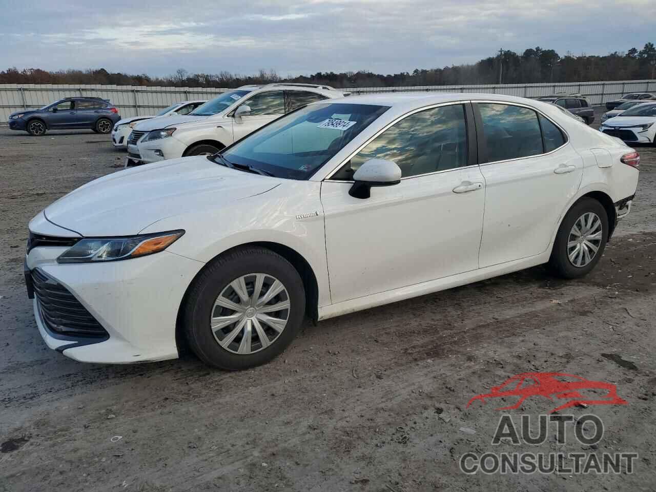 TOYOTA CAMRY 2018 - 4T1B31HK8JU504667