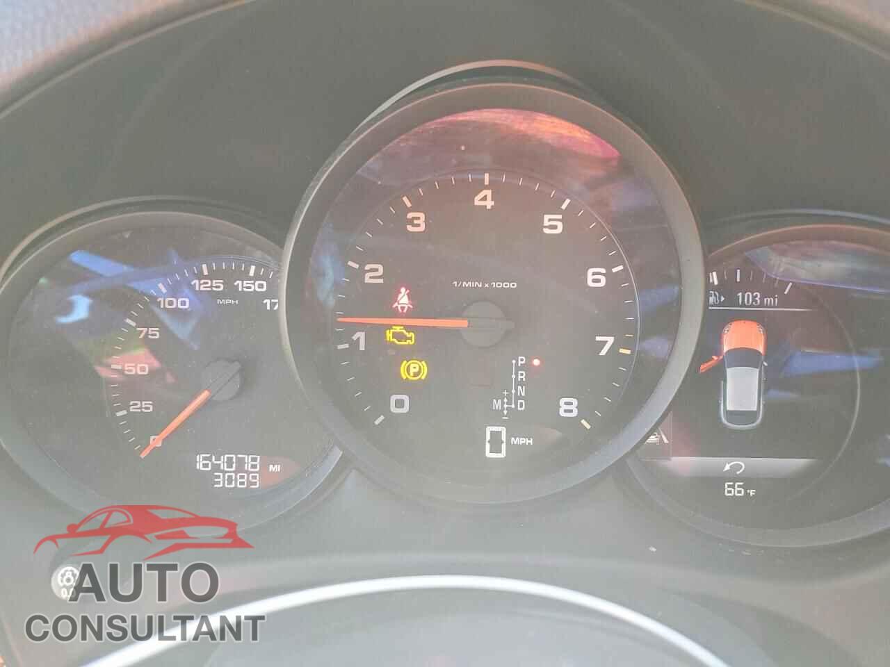 PORSCHE MACAN 2018 - WP1AA2A51JLB08598