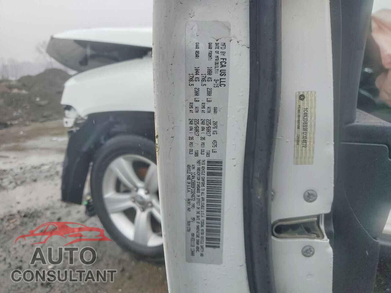 JEEP COMPASS 2015 - 1C4NJDBB9FD324672