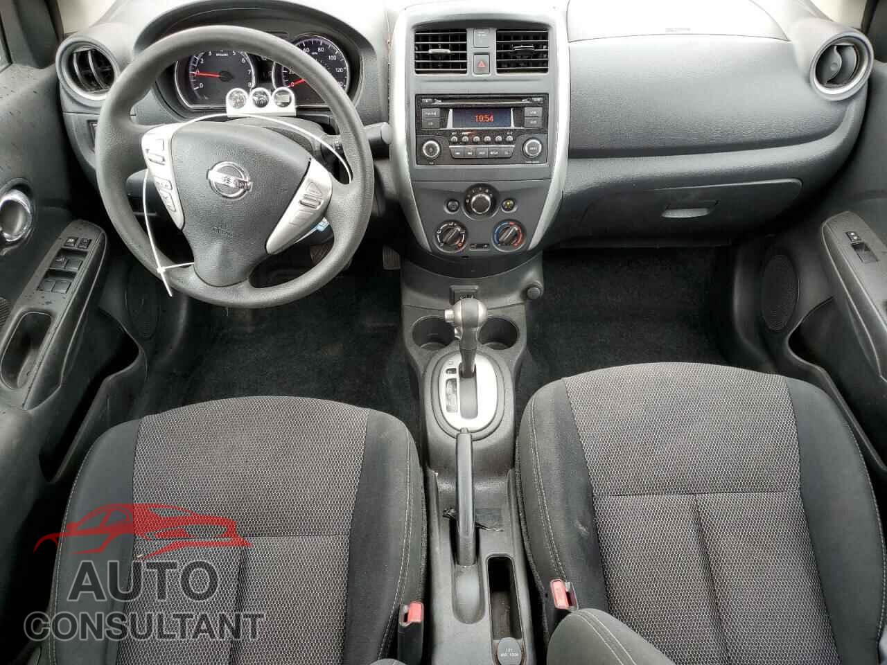 NISSAN VERSA 2017 - 3N1CN7AP3HL813059