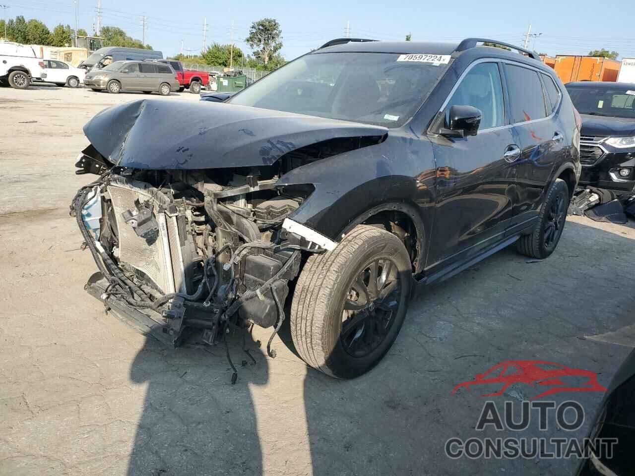 NISSAN ROGUE 2018 - 5N1AT2MV8JC747113