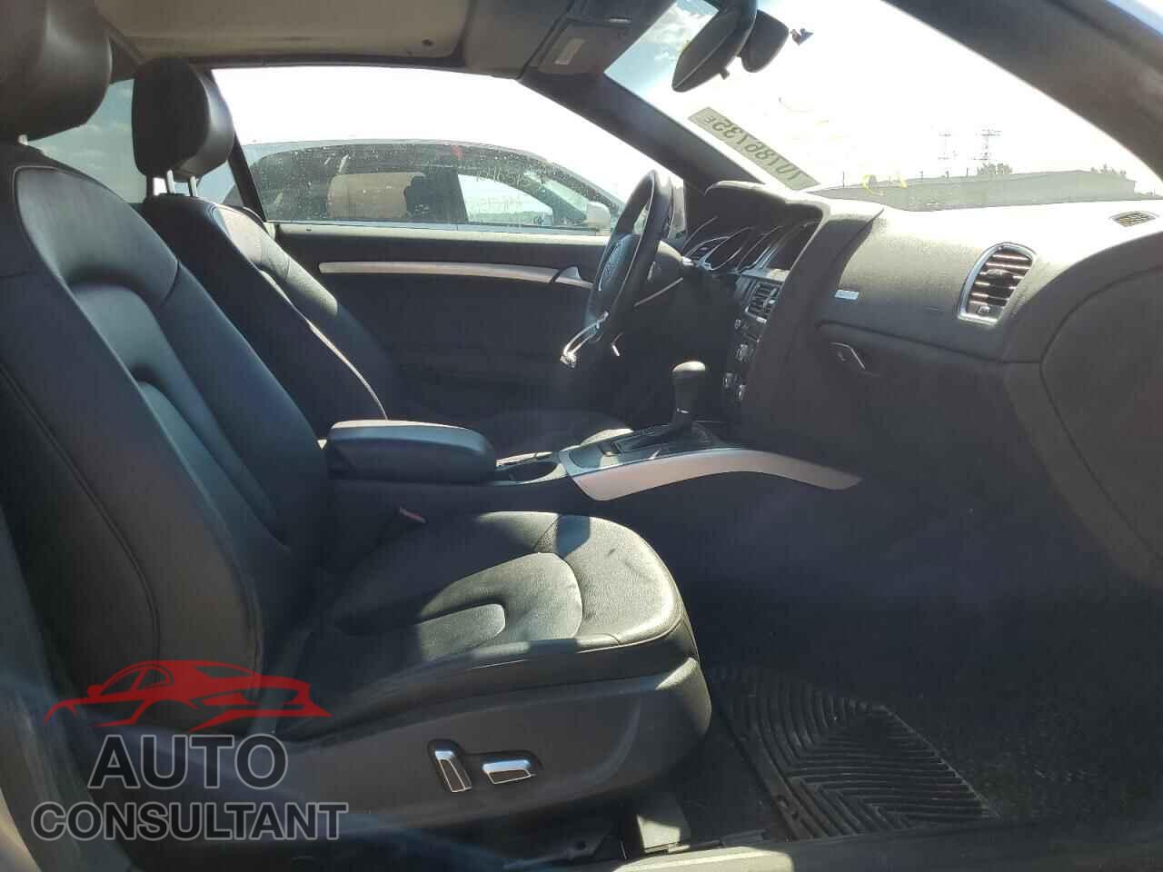 AUDI A5 2013 - WAUCFAFH0DN005977