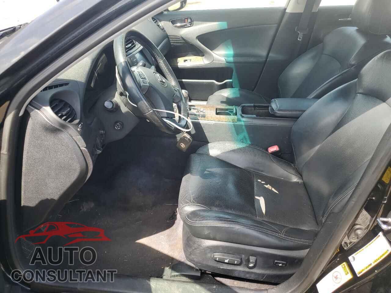 LEXUS IS 2011 - JTHCE5C20B5001260