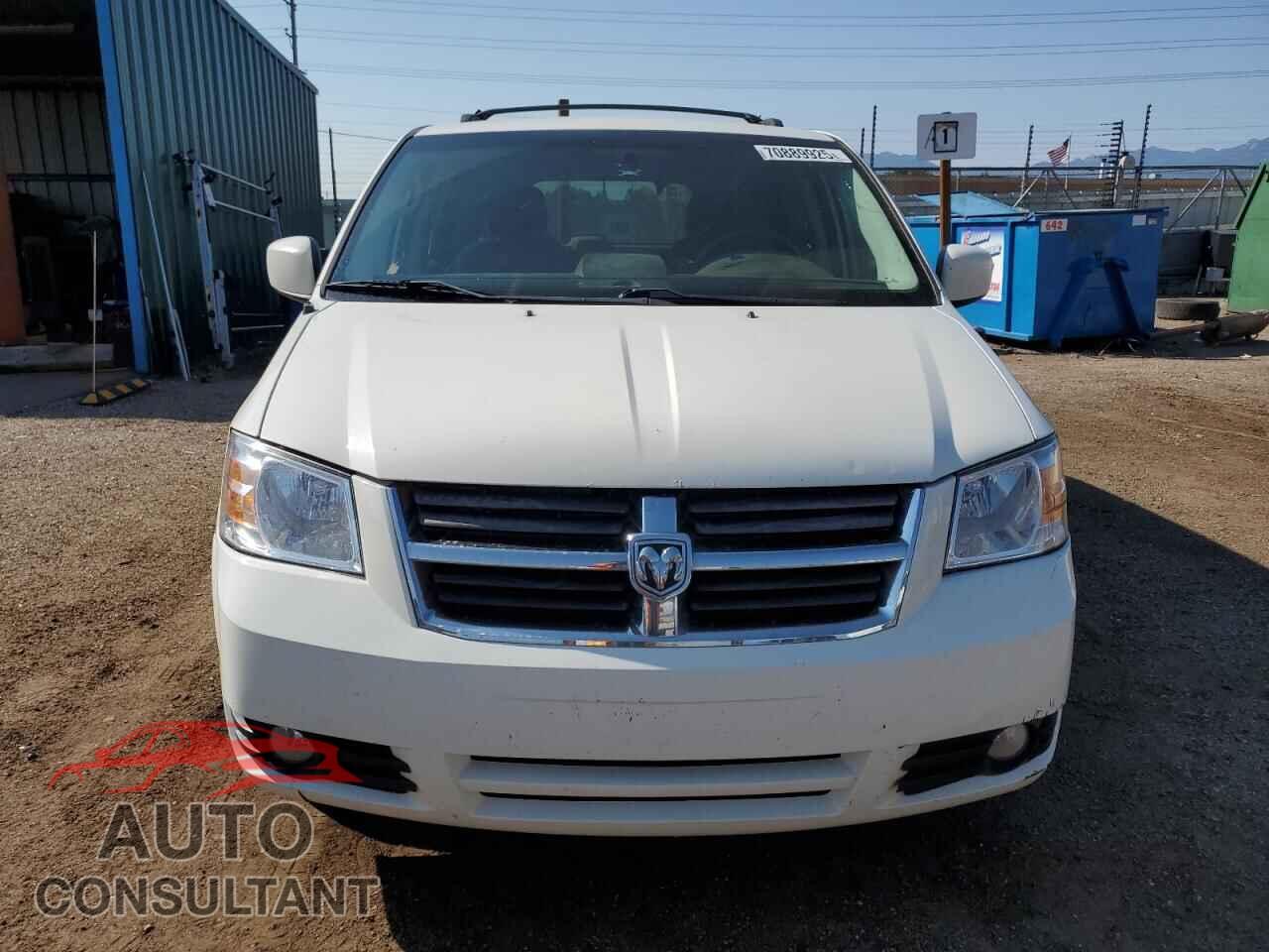 DODGE CARAVAN 2010 - 2D4RN5D12AR317524