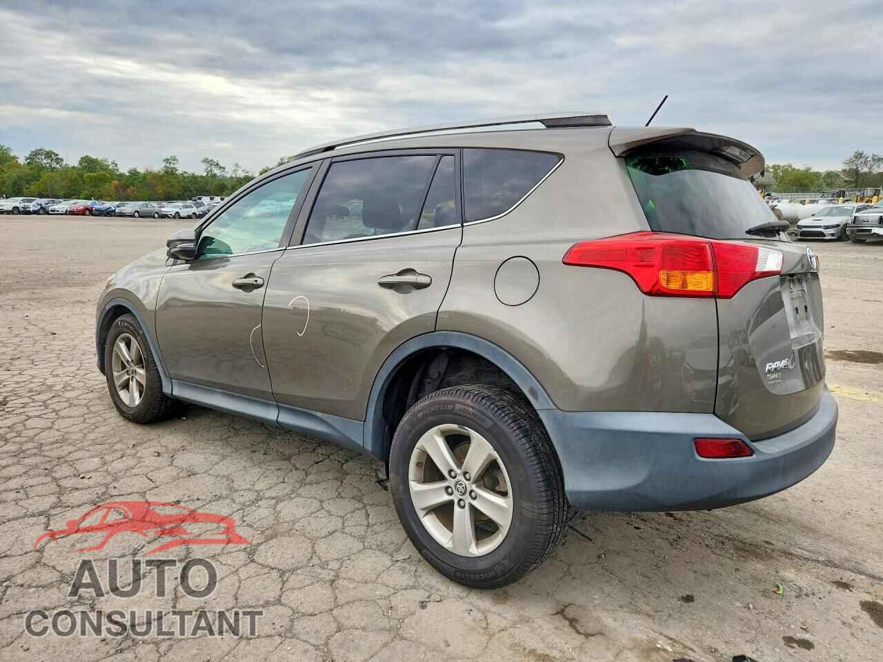 TOYOTA RAV4 2015 - 2T3RFREV0FW247196