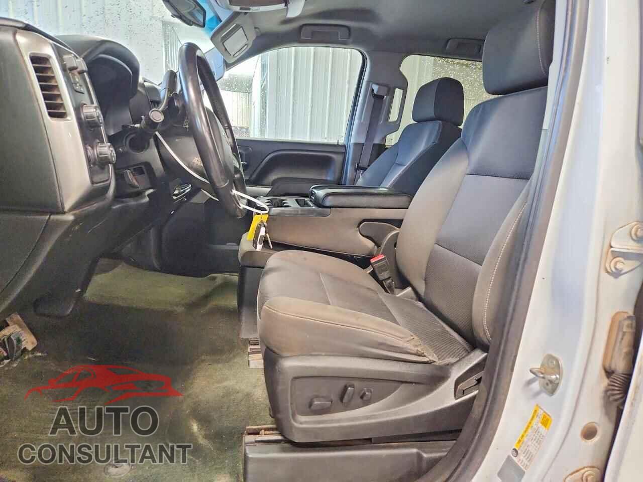 CHEVROLET SILVERADO 2017 - 3GCUKREC0HG299547