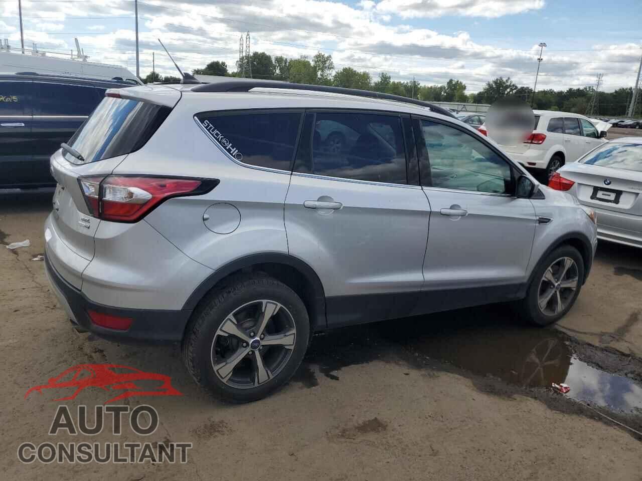 FORD ESCAPE 2018 - 1FMCU9HD5JUC75155