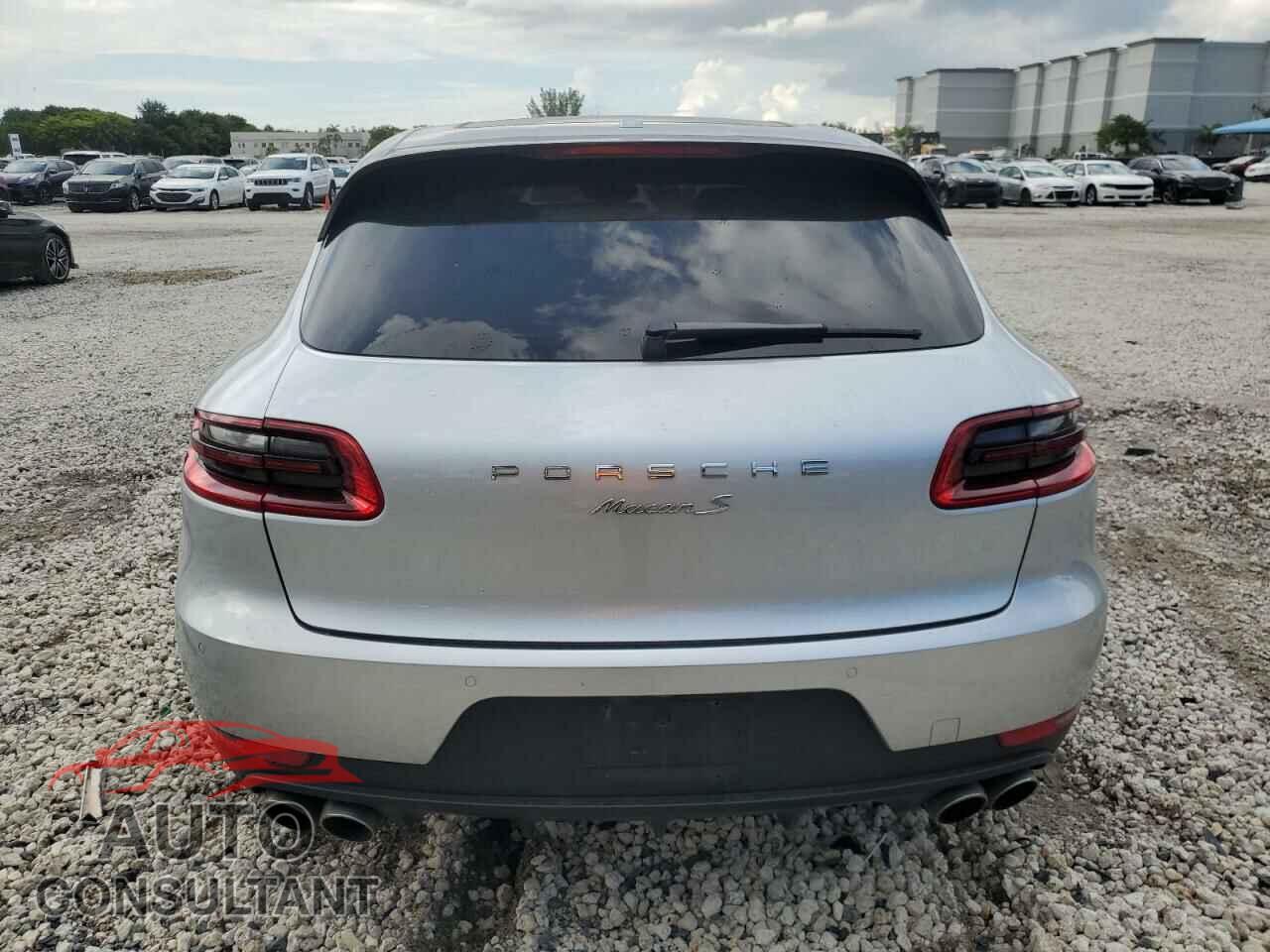 PORSCHE MACAN 2016 - WP1AB2A52GLB57122